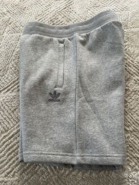 Boy’s Adidas Originals Trefoil Essentials Grey Shorts
